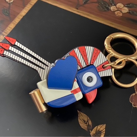 Tory Burch Something Wild Purse Charm. Mint condition - Picture 7 of 11